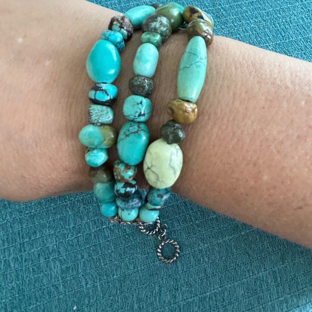 Turquoise Beaded Bracelet with Silver Accents